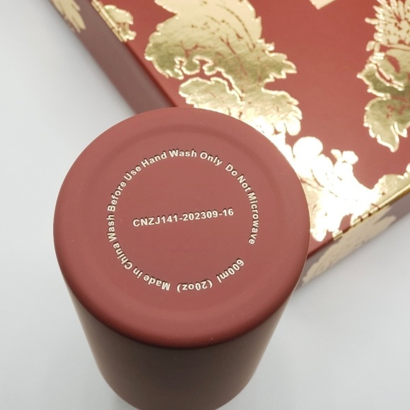 Dolce & Gabbana Water Bottle Gift Box - Picture 6 of 8